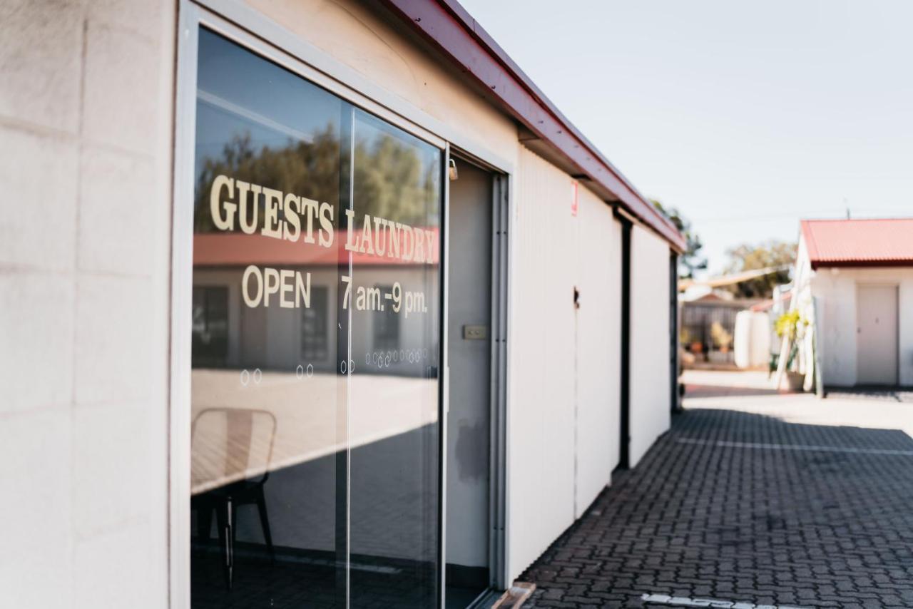 Motel Poinsettia Port Augusta Exterior foto