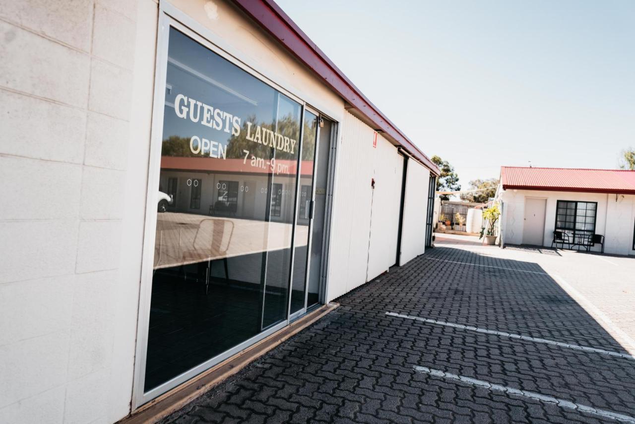 Motel Poinsettia Port Augusta Exterior foto